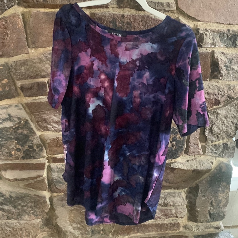 Absolutely stunning Karen Kane blouse
